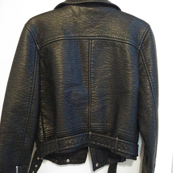 Forever 21 Pebbled Faux Leather Jacket - Picture 2 of 3